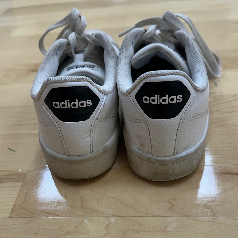 Adidas Memory Foam Sneakers! - Picture 4 of 11